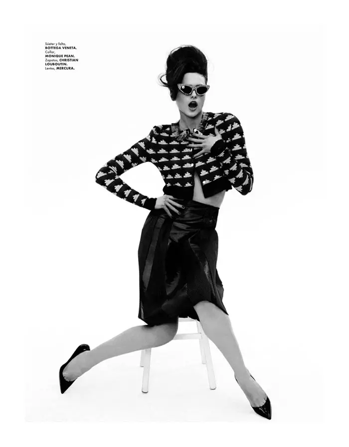 Zuzana Gregorova oleh Takahiro Ogawa untuk Elle Mexico April 2012