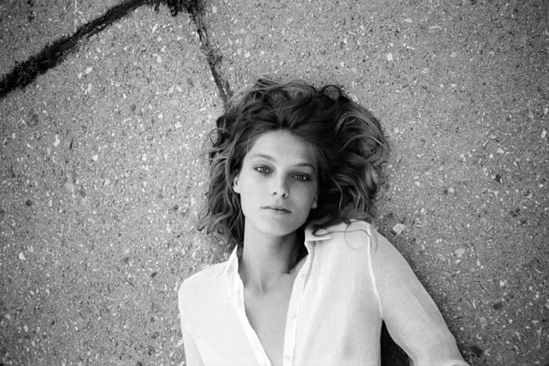 Daria Werbowy dla kampanii Maiyet Wiosna 2012 autorstwa Cass Bird