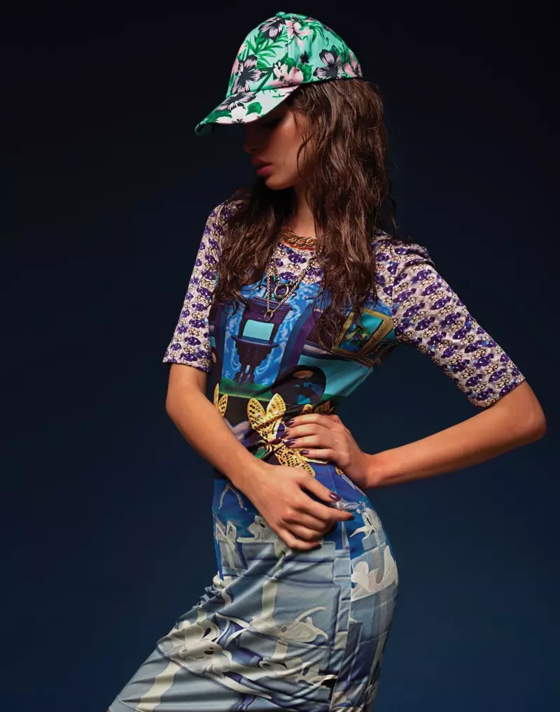 Luma Grothe Dons Florals Sporty for S Magazine, צילום על ידי ניל פרנסיס דוסון