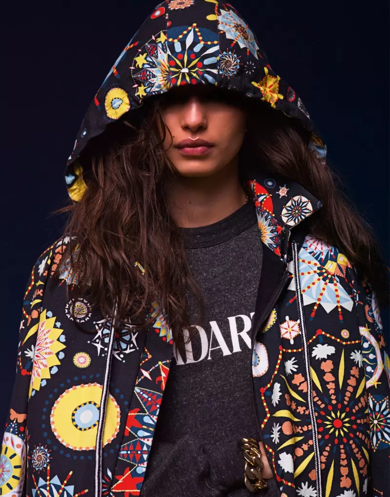 Luma Grothe Dons Sporty Florals для часопіса S, зняты Нілам Фрэнсісам Доўсанам