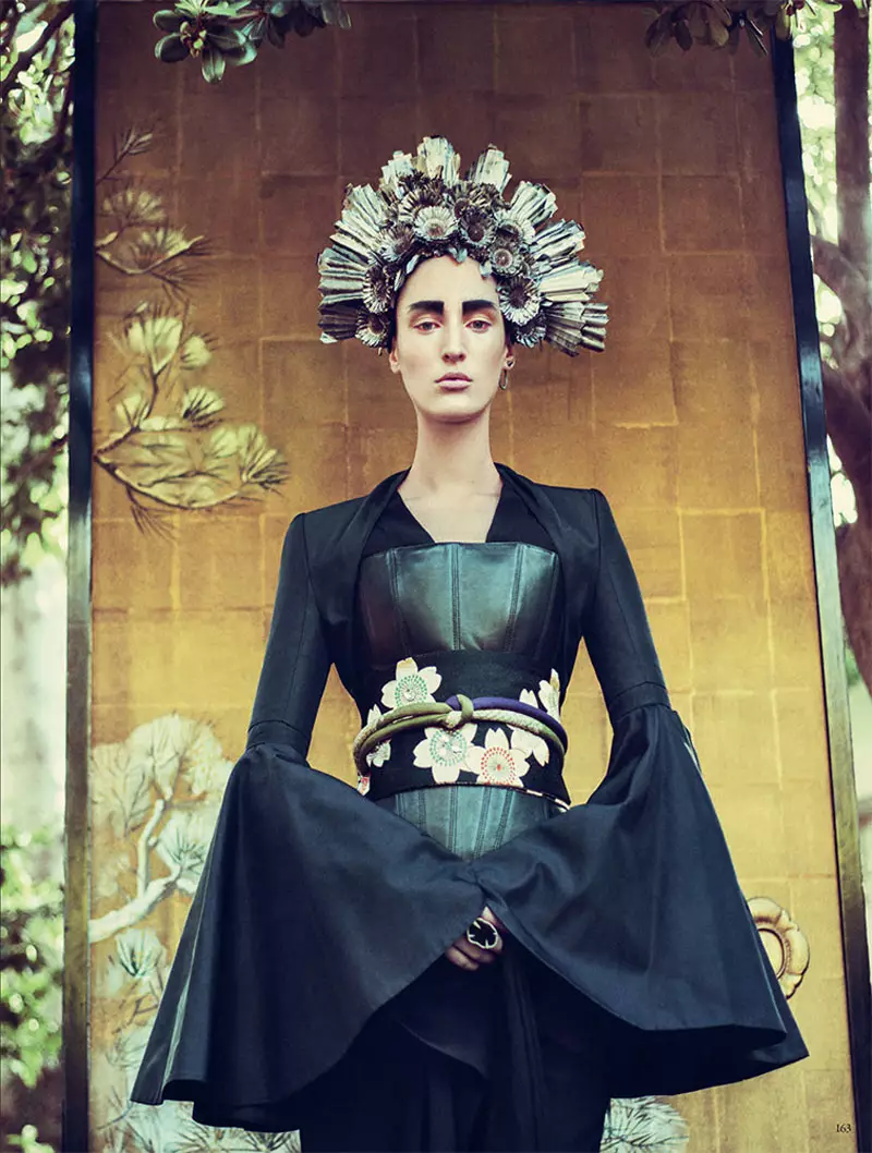 Franzi Mueller è Geisha Glam per Vogue Germania Febbraio 2013 di Sebastian Kim