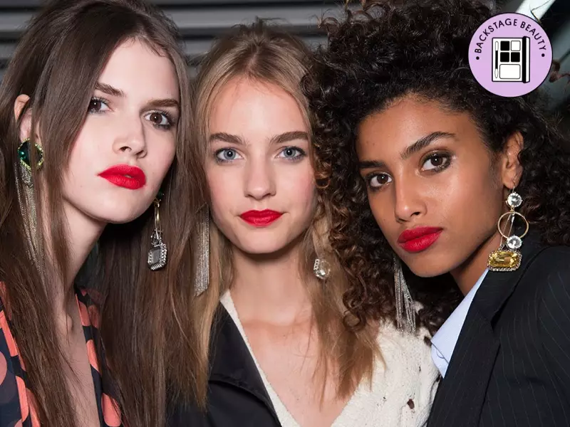 Vanessa Moody, Maartje Verhoef i Imaan Hammam iza pozornice na Topshop Unique proljeće-ljeto 2016.