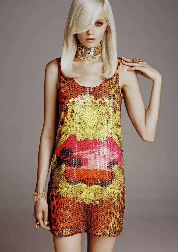 Abbey Lee Kershaw para sa Versace para sa H&M Lookbook ni Kacper Kasprzyk