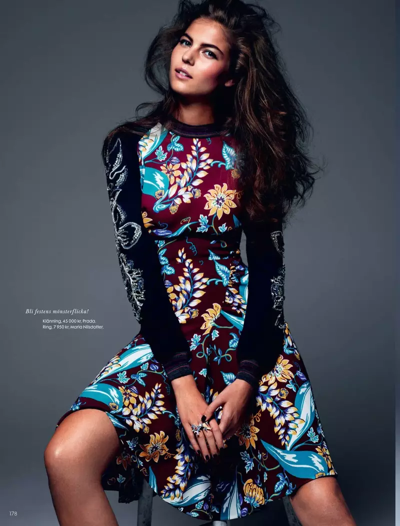 Lin Kjerulf Models Resort Wear i Elle Sverige av John Scarisbrick