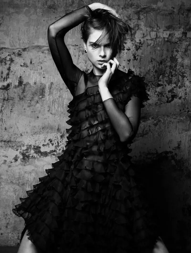 Bo Don ndi Couture Grunge wa Harper's Bazaar Turkey March 2013 wolemba Gianluca Fontana