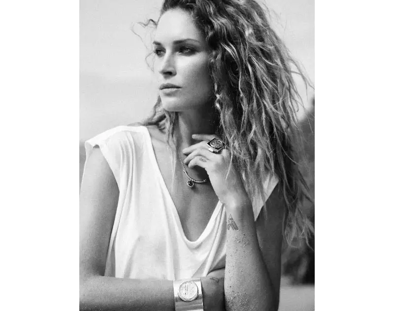 Erin Wasson por Low Luv de Dan Martensen