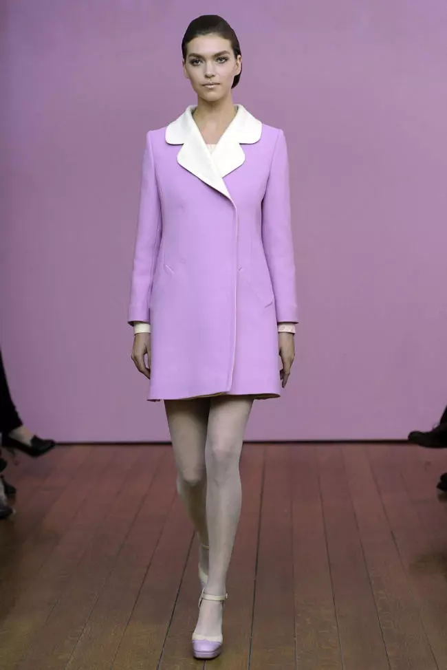 Athroniaeth di Alberta Ferretti Fall 2011 | Wythnos Ffasiwn Efrog Newydd