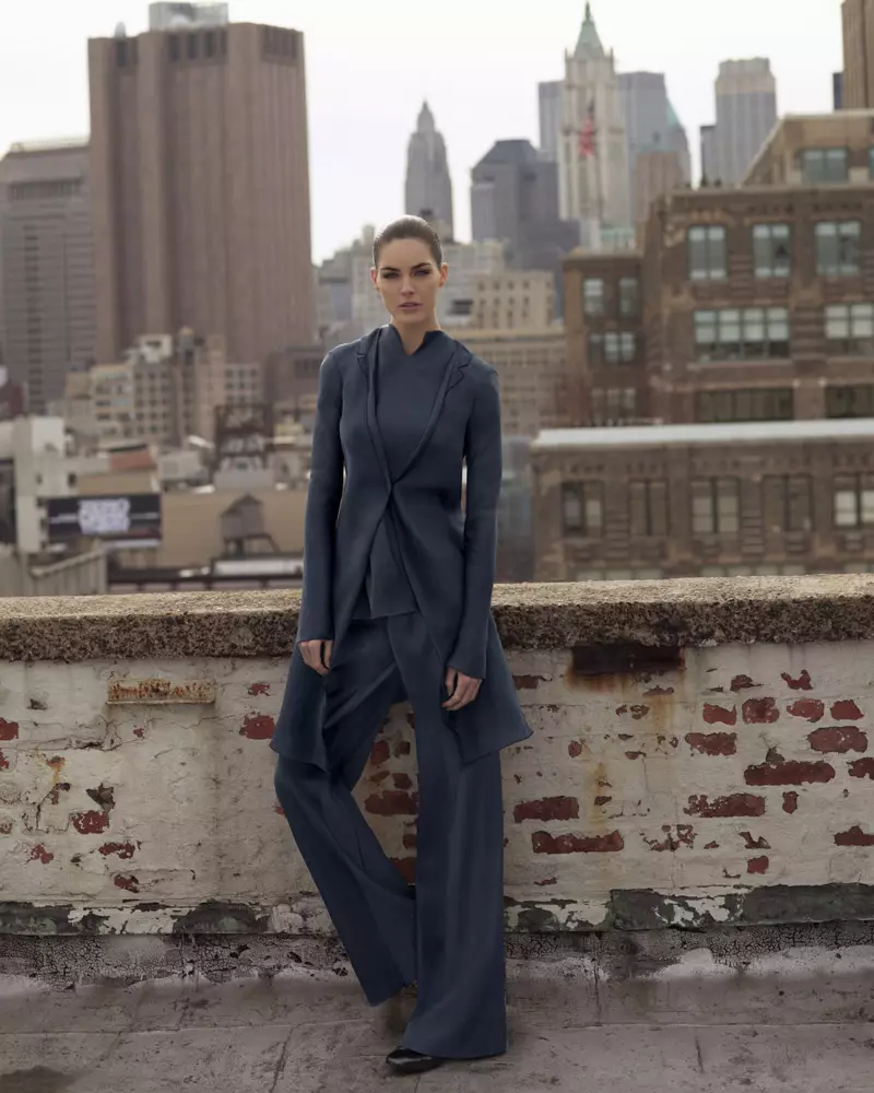 Hilary Rhoda tem um estado de espírito de Nova York para Bergdorf Goodman Primavera 2013