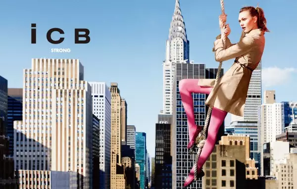 Karlie Kloss mo le iCB Spring 2011 Campaign saunia e Ryan McGinley