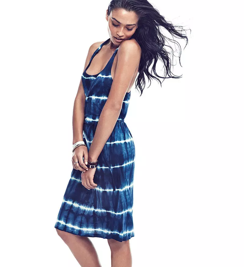 Shanina Shaik dělá hit pro kolekci plavek Gina Tricot