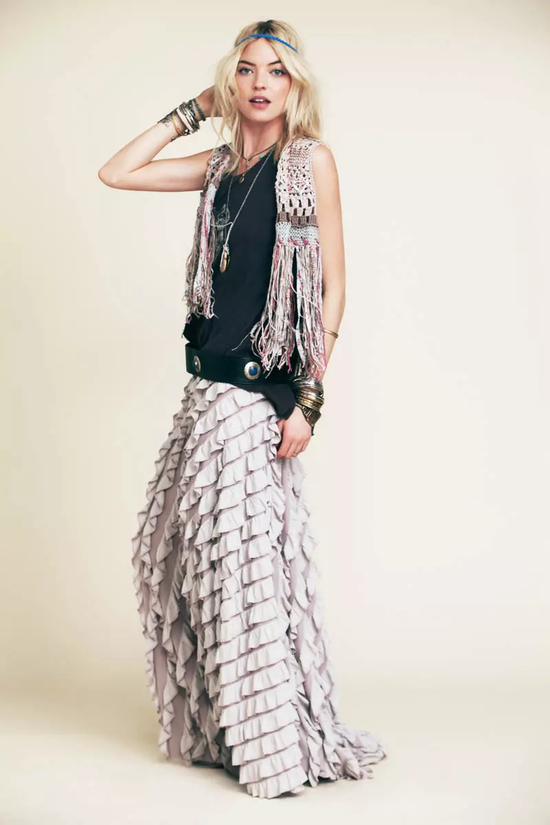 مارتا هانت برای فصل جشنواره در Free People's New Lookbook آماده است