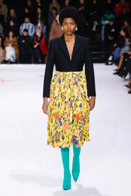 Balenciaga keskittyy Fit for Fall 2018 -tapahtumaan