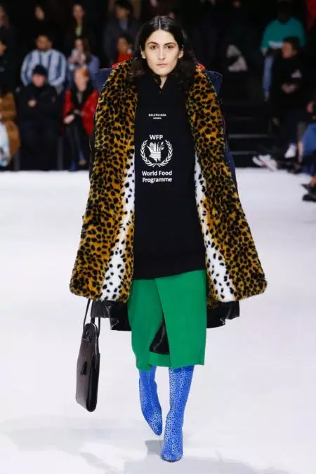 Balenciaga si concentra su Fit per l'autunno 2018