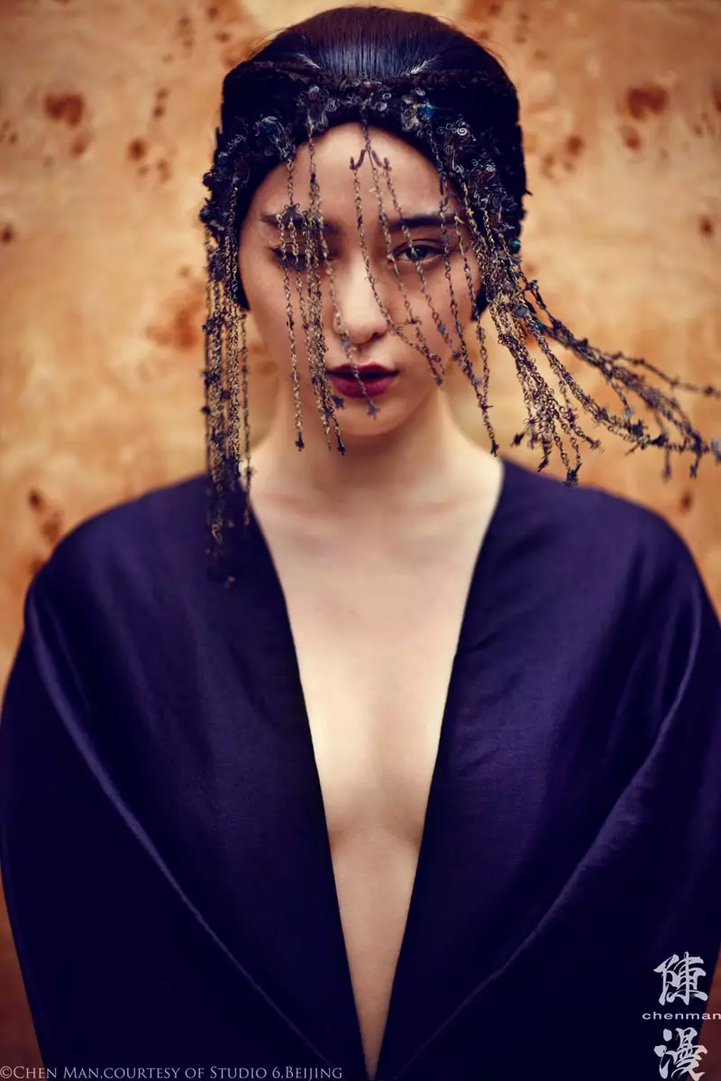 Fan Bingbing Poses para kay Chen Man in Embellished Style para sa i-D's Fall 2012 Issue