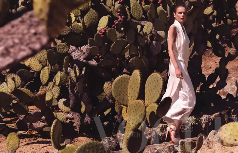 Kim Noorda di Marcin Tyszka per Vogue Messico giugno 2011