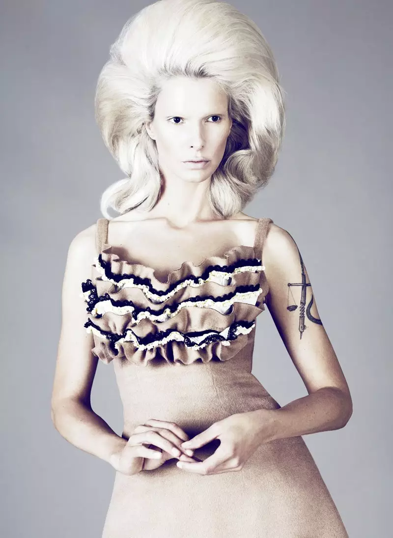 Kaendahan esuk | Iris Strubegger & Christina Kruse dening Mert & Marcus