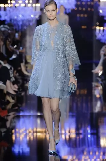 Mae Casgliad Fall Couture Elie Saab yn Awdl i Ddinas y Goleuni