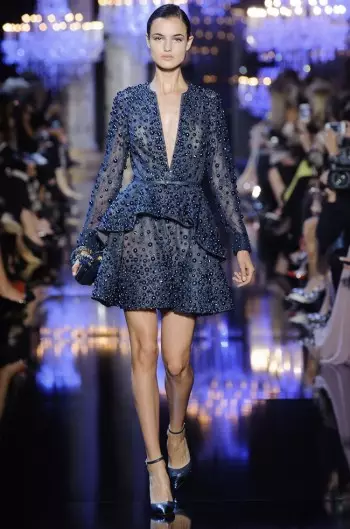 Elie Saab se herfs-couture-versameling is 'n ode aan die stad van lig