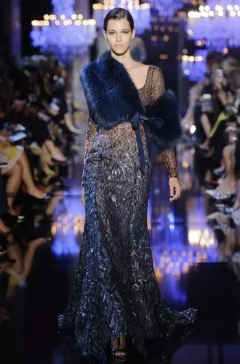 Dem Elie Saab seng Fall Couture Collection ass en Ode un d'Stad vum Liicht