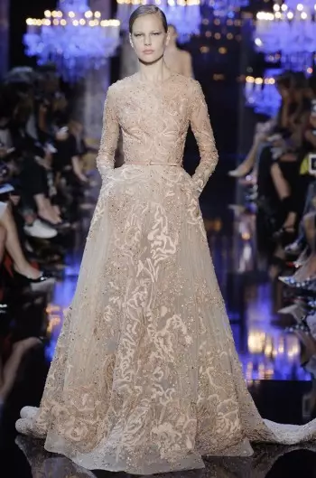 Koleksiyona Fall Couture ya Elie Saab Odeya Bajarê Ronahîyê ye