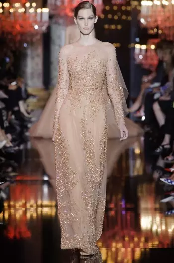 Mae Casgliad Fall Couture Elie Saab yn Awdl i Ddinas y Goleuni