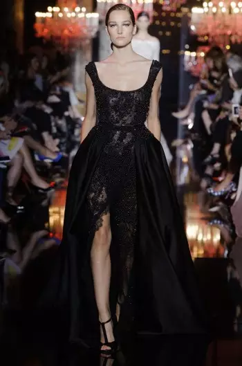 Dem Elie Saab seng Fall Couture Collection ass en Ode un d'Stad vum Liicht