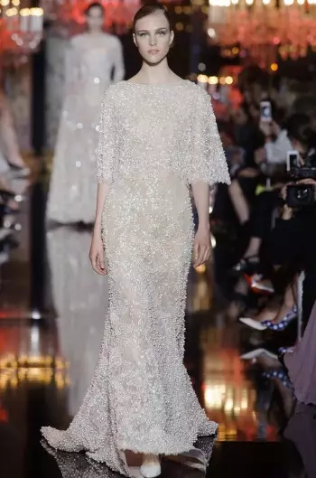 Koleksi Fall Couture Elie Saab mangrupikeun Ode ka Kota Cahaya