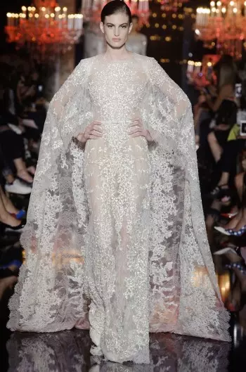 O le Fall Couture Collection a Elie Saab o se Ode i le Aai o le Malamalama