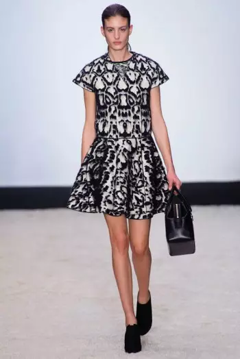 Giambattista Valli Fall/Winter 2014 | Wiki ya Mitindo ya Paris