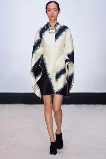 Giambattista Valli Fall/Winter 2014 | පැරිස් විලාසිතා සතිය