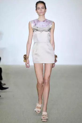 Giambattista Valli 2014 yil bahor/yoz | Parij moda haftaligi