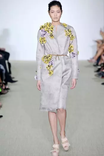 Giambattista Valli Printemps/Été 2014 | Semaine de la mode parisienne