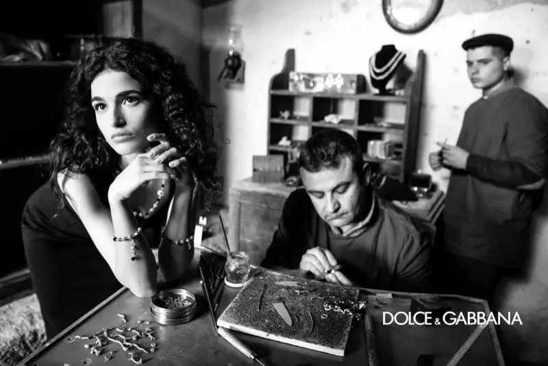 Une image de la campagne publicitaire automne 2020 de Dolce & Gabbana.