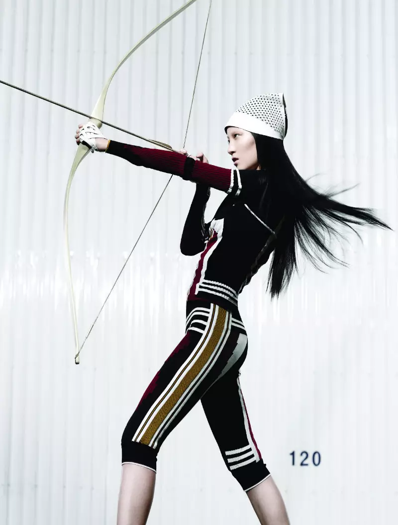 Moo King Линзаҳои Edgy Athletic Style Magazine Fashion