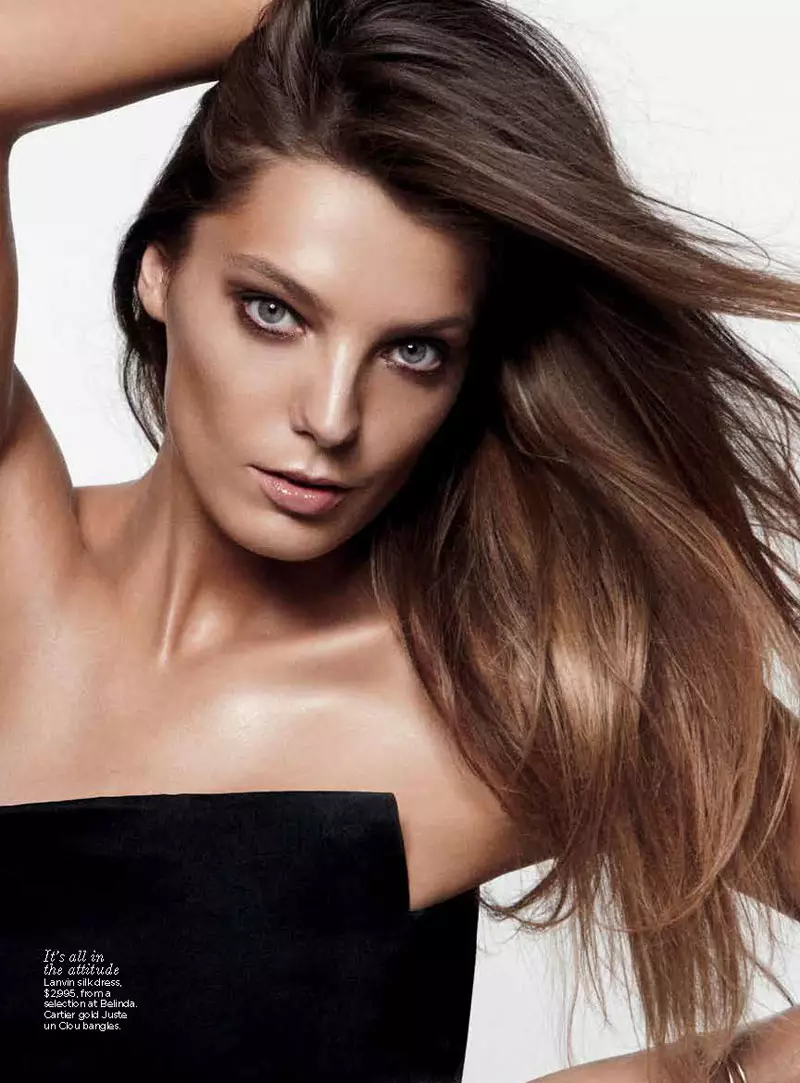 Daniel Jackson 為《Vogue》澳大利亞版 2012 年 6 月拍攝的 Daria Werbowy