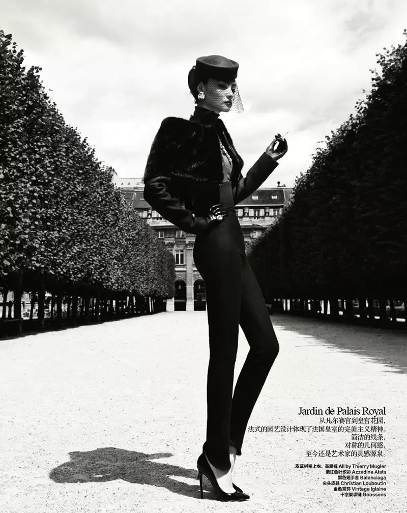 Miao Bin Si toma París de moda clásica para Harper's Bazaar China en outubro de 2012