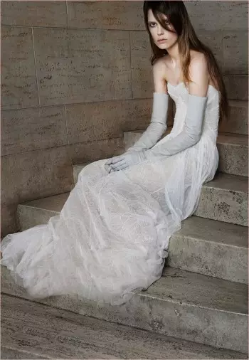 Binêre Koleksiyona Bûkan a Ethereal Spring 2015 Vera Wang