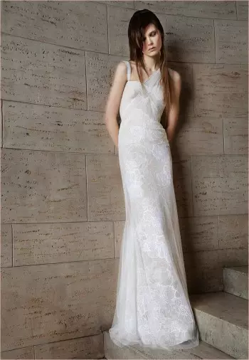 Féach Bailiúchán Bridal Earrach 2015 Vera Wang