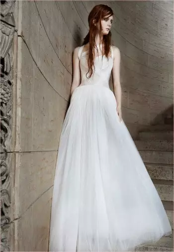 Vera Wang ගේ Ethereal Spring 2015 Bridal Collection බලන්න