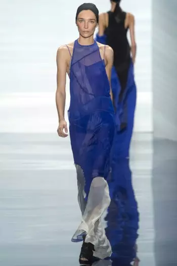 Vera Wang Caij Nplooj Ntoos Hlav 2014 | New York Fashion Week