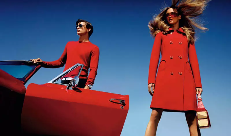 Karmen Pedaru es California Glam para la campaña Primavera 2013 de Michael Kors por Mario Testino