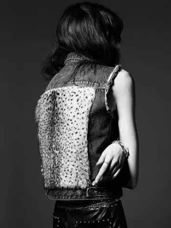 Grace Hartzel presenta o lookbook de Saint Laurent pre-outono 2014