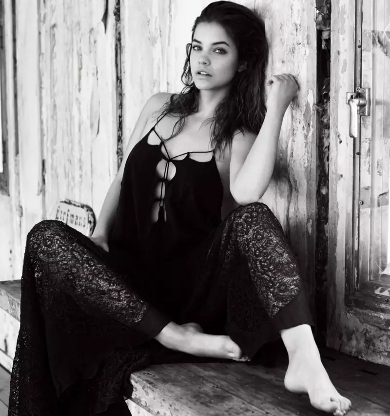 Barbara Palvin นำเสนอความเย้ายวนใจสำหรับบทบรรณาธิการใน L'Express Styles