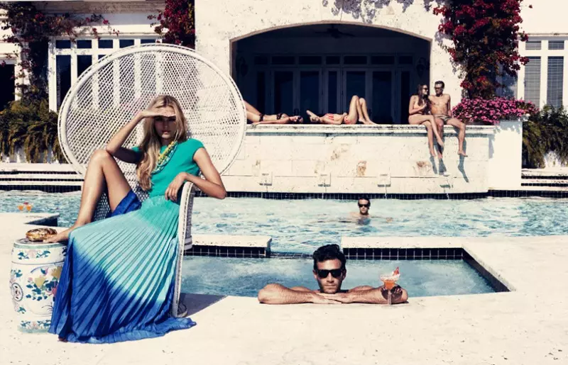 Valentina Zelyaeva's Chic Pool Party bakeng sa Velvet June, E entsoeng ke Marcus Ohlsson