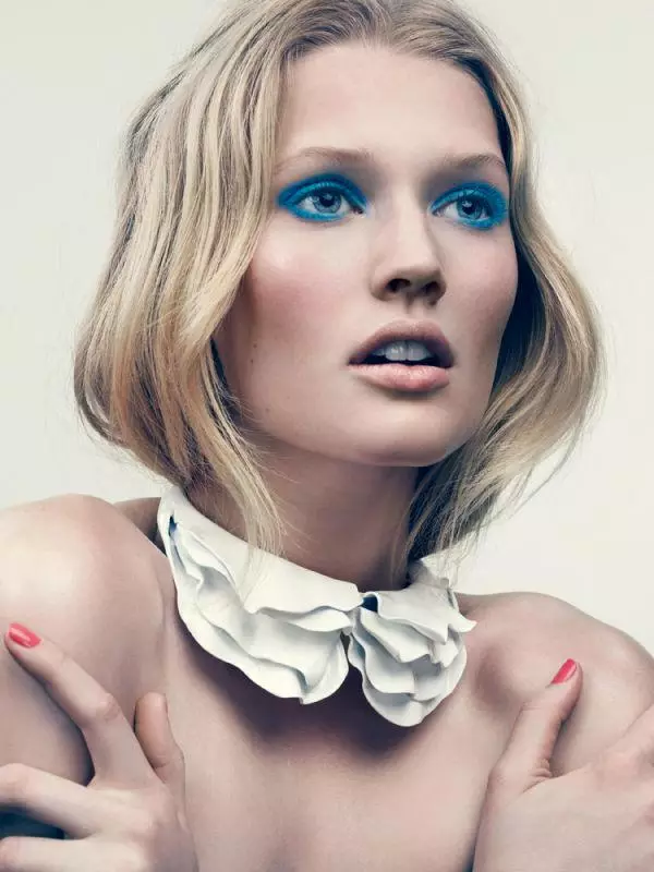 Toni Garrn von David Slijper für Elle France