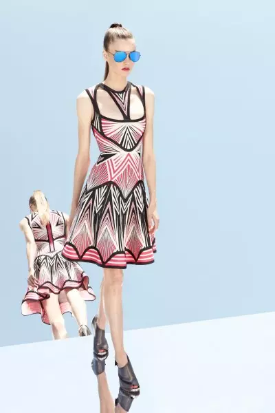 Max Azria Resort 2013 kolekcijos Herve Leger įkvėptas komiksų