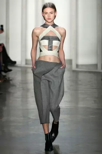 Dion Lee Caij nplooj zeeg/Lub caij ntuj no 2014 | New York Fashion Week