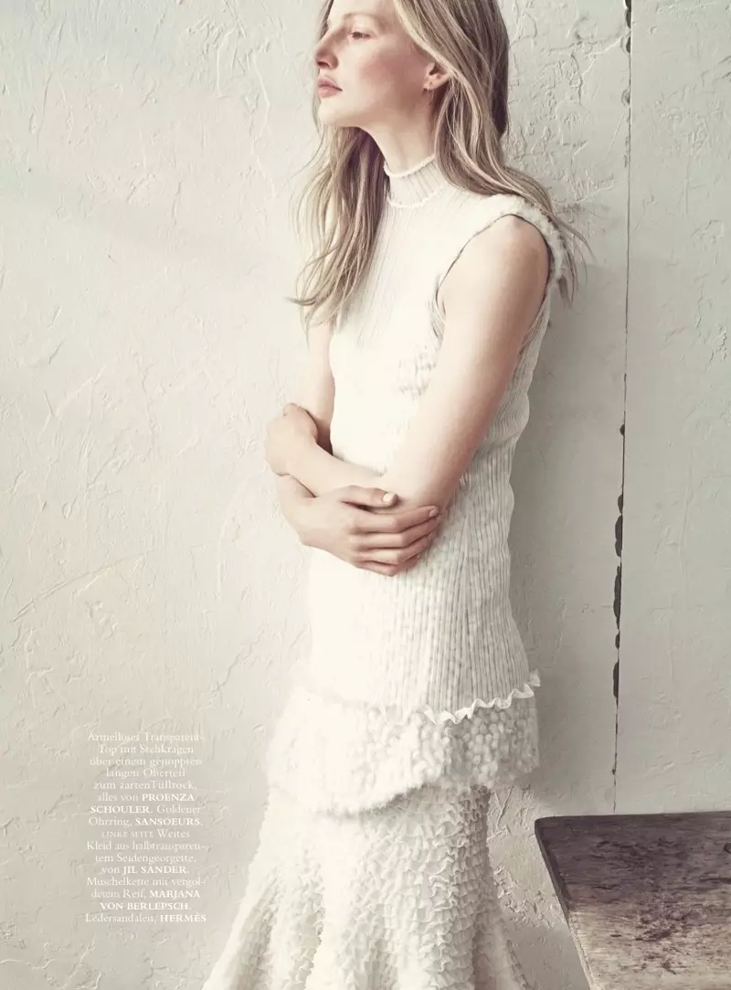 Leah Rodl posa en Dreamy White Fashions para Harper's Bazaaar Germany