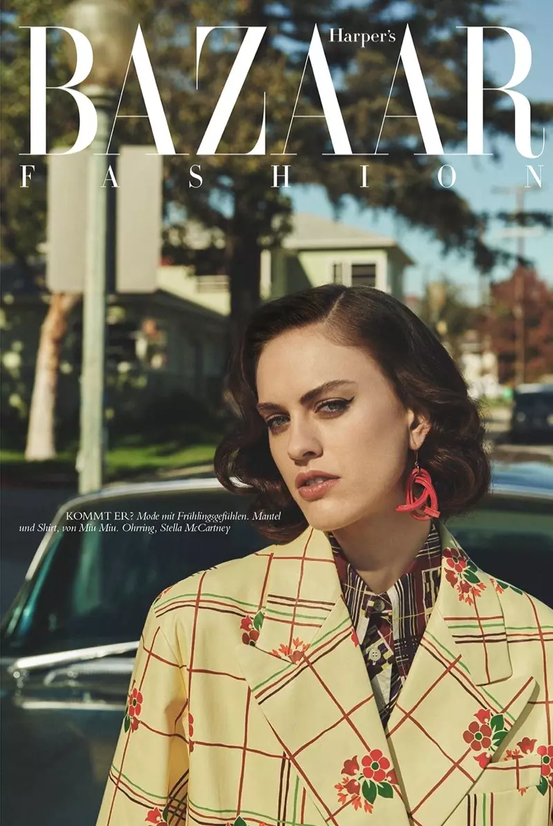 Sarah Brannon modelon printime retro për Harper's Bazaar Gjermani