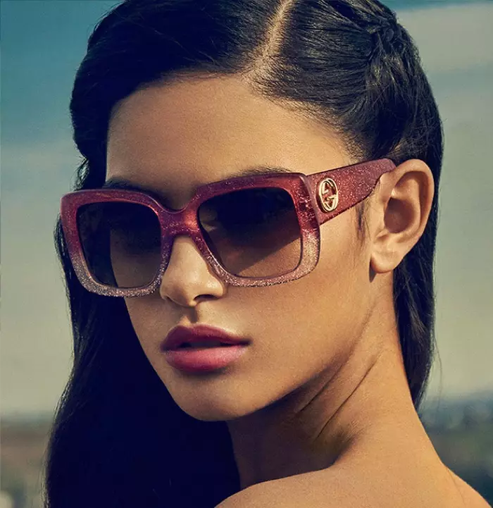 Gucci gafas de sol extragrandes con purpurina